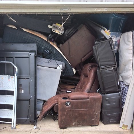 20 x 10 storage unit in Dallas, GA