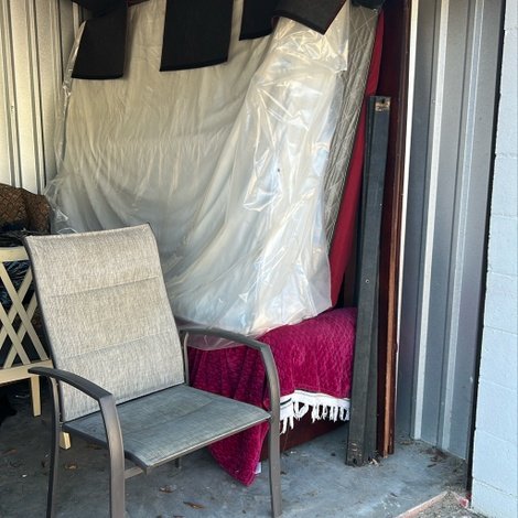10 x 10 storage unit in Beaumont, TX