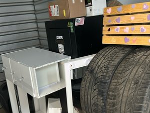 10 x 10 storage unit in Dearborn, MI