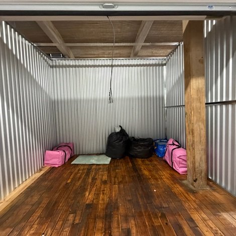 10 x 7 storage unit in Pawtucket, RI