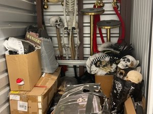 5 x 5 storage unit in Parma, OH