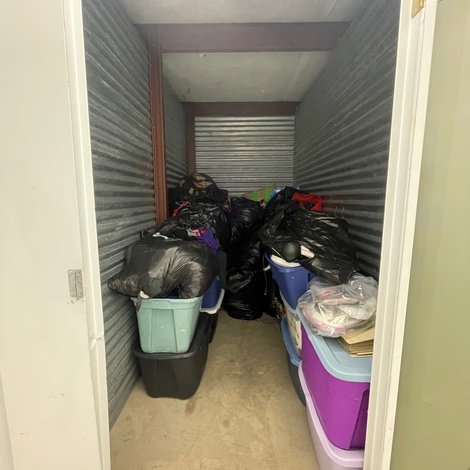 5 x 10 storage unit in Hagerstown, MD
