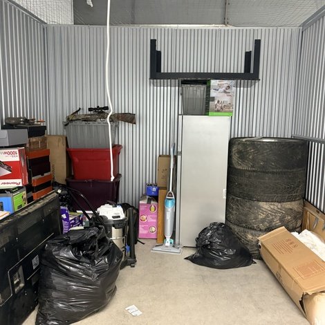 10 x 10 storage unit in Lexington, KY