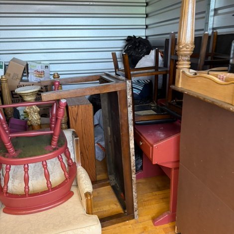 10 x 10 storage unit in Detroit, MI