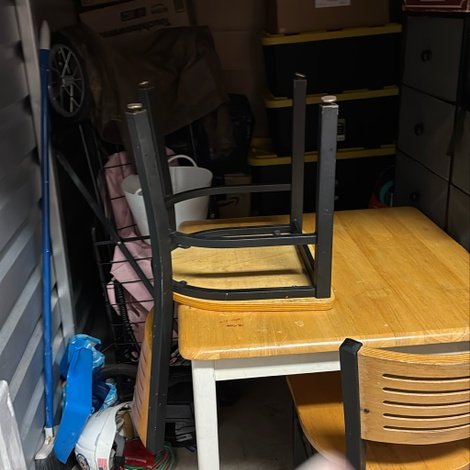 5 x 10 storage unit in Southfield, MI