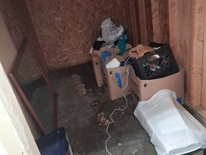 5 x 8 storage unit in Detroit, MI