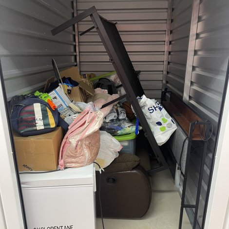 10 x 10 storage unit in Petersburg, VA