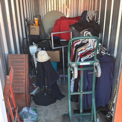 5 x 12 storage unit in SE Saint Cloud, MN