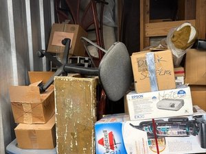8 x 7 storage unit in Chicago, IL