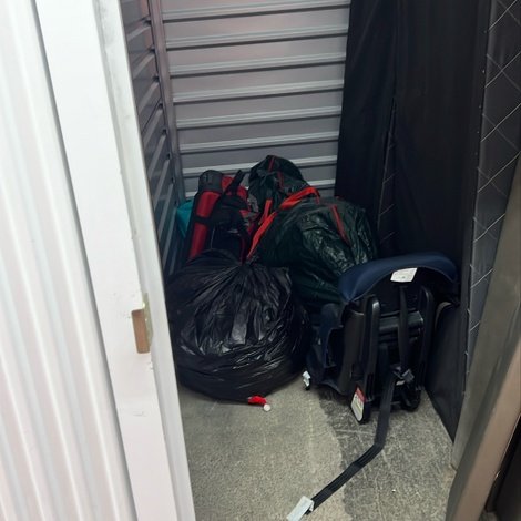 5 x 10 storage unit in Chicago, IL