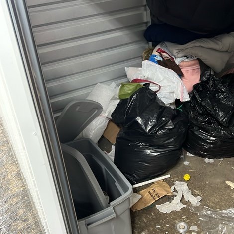 10 x 15 storage unit in Chicago, IL