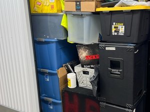 10 x 20 unit in Chicago