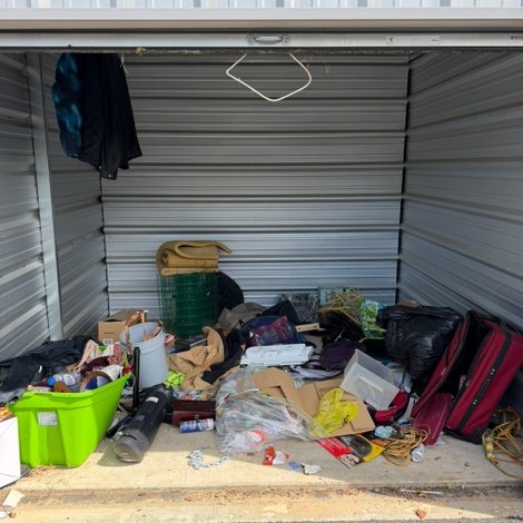 10 x 10 storage unit in Mount Airy, NC