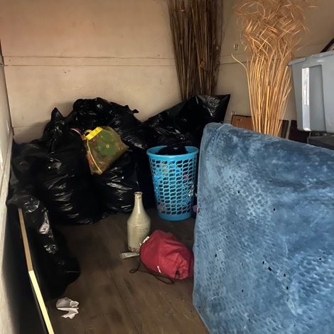 7 x 12 storage unit in Chicago, IL