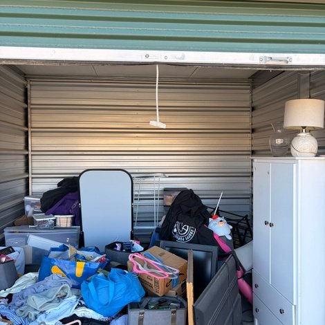 10 x 10 storage unit in , Suite #1 Tehachapi, CA