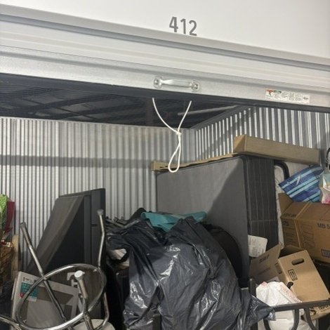 10 x 10 storage unit in Commerce, GA