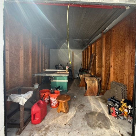 10 x 20 storage unit in Unknown, FL