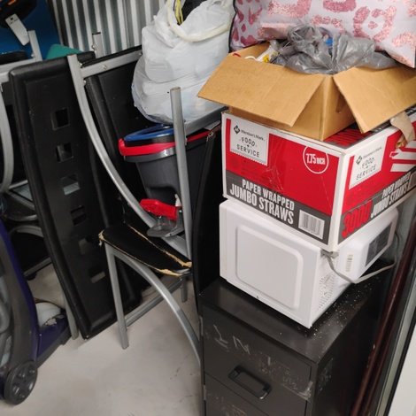 10 x 10 storage unit in Milwaukee, WI