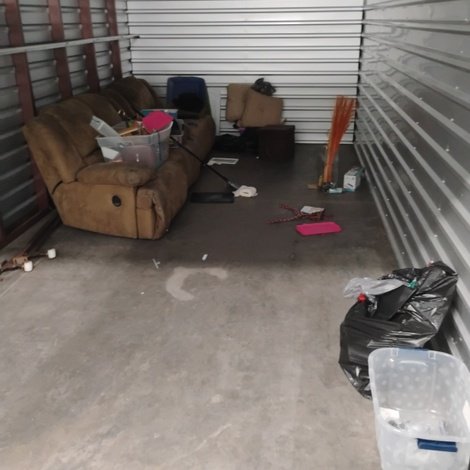 10 x 20 storage unit in Milwaukee, WI
