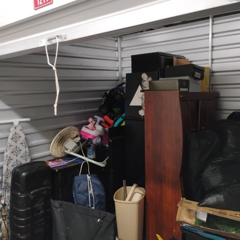8 x 10 storage unit in Milwaukee, WI