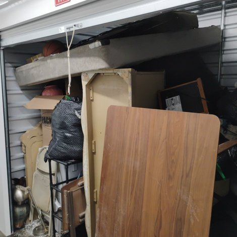 8 x 10 storage unit in Milwaukee, WI