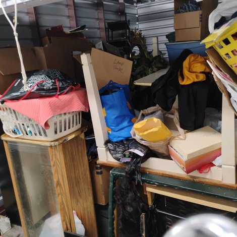 10 x 15 storage unit in Milwaukee, WI