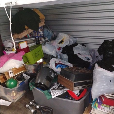8 x 10 storage unit in Milwaukee, WI