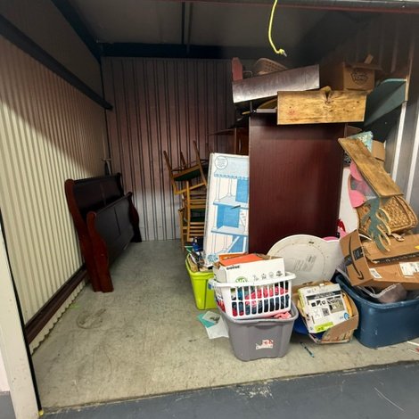 10 x 10 storage unit in Unknown, FL
