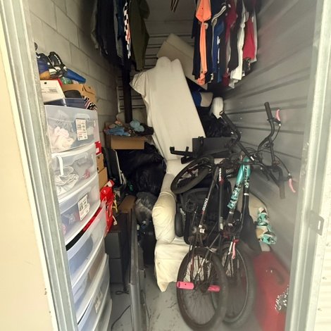 5 x 10 storage unit in Melbourne, FL