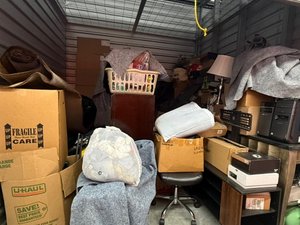 10 x 10 storage unit in West West Palm Beach, FL