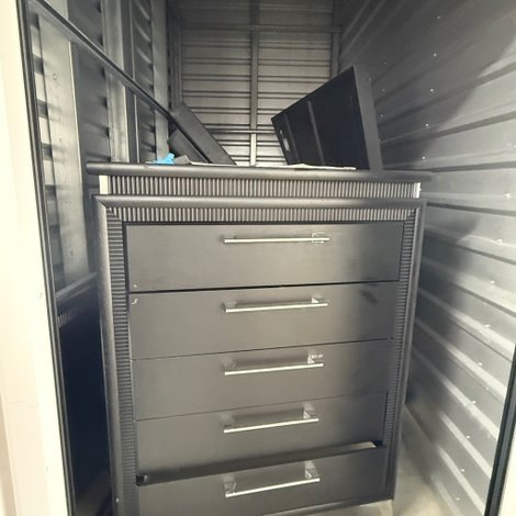 5 x 10 storage unit in West West Palm Beach, FL
