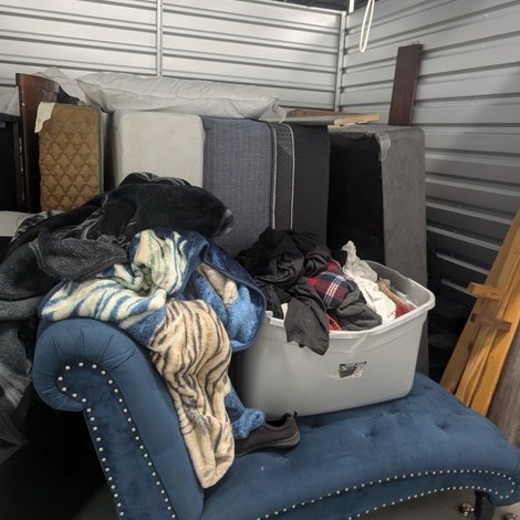 10 x 10 storage unit in Newport News, VA
