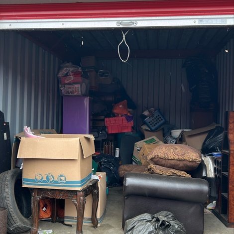10 x 15 storage unit in Gainesville, FL