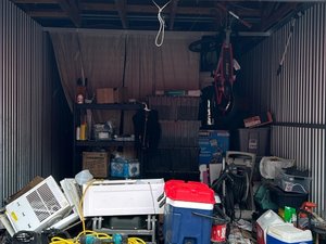 10 x 24 storage unit in Gainesville, FL
