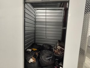5 x 5 storage unit in E. Ellenton, FL