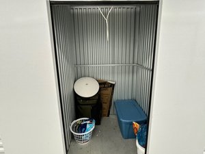 5 x 5 storage unit in North St Petersburg, FL