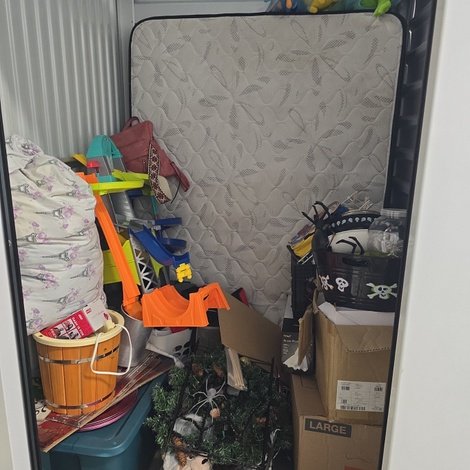 5 x 5 storage unit in Jacksonville, FL