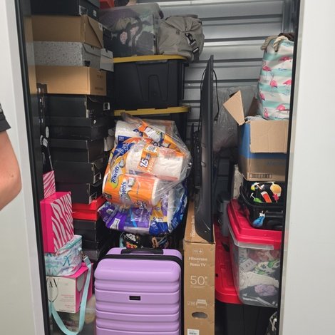 5 x 5 storage unit in Jacksonville, FL