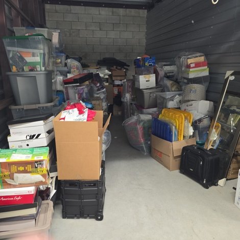 10 x 20 storage unit in Jacksonville, FL