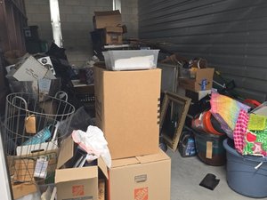 10 x 20 storage unit in Jacksonville, FL