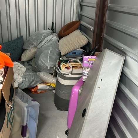 10 x 10 storage unit in Sanford, FL