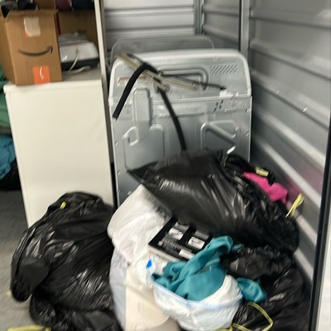 10 x 10 storage unit in Sanford, FL