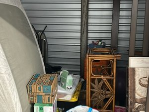 10 x 10 storage unit in Cape Coral, FL
