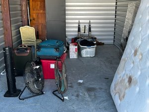 10 x 20 storage unit in Cape Coral, FL