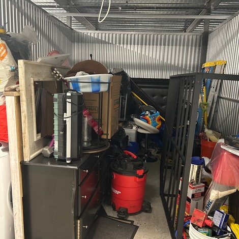 10 x 15 storage unit in Tallahassee, FL