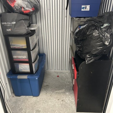 5 x 5 storage unit in Tallahassee, FL