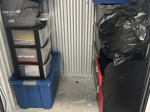 5 x 5 storage unit in Tallahassee, FL