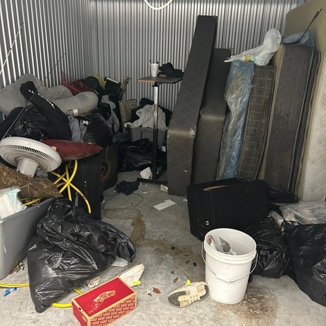 10 x 13 storage unit in Tallahassee, FL