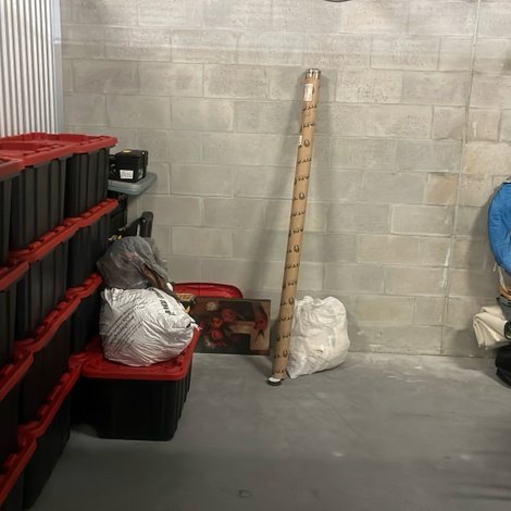 15 x 10 storage unit in Orlando, FL