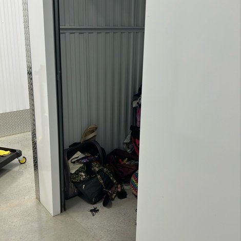 5 x 5 storage unit in Jacksonville, FL